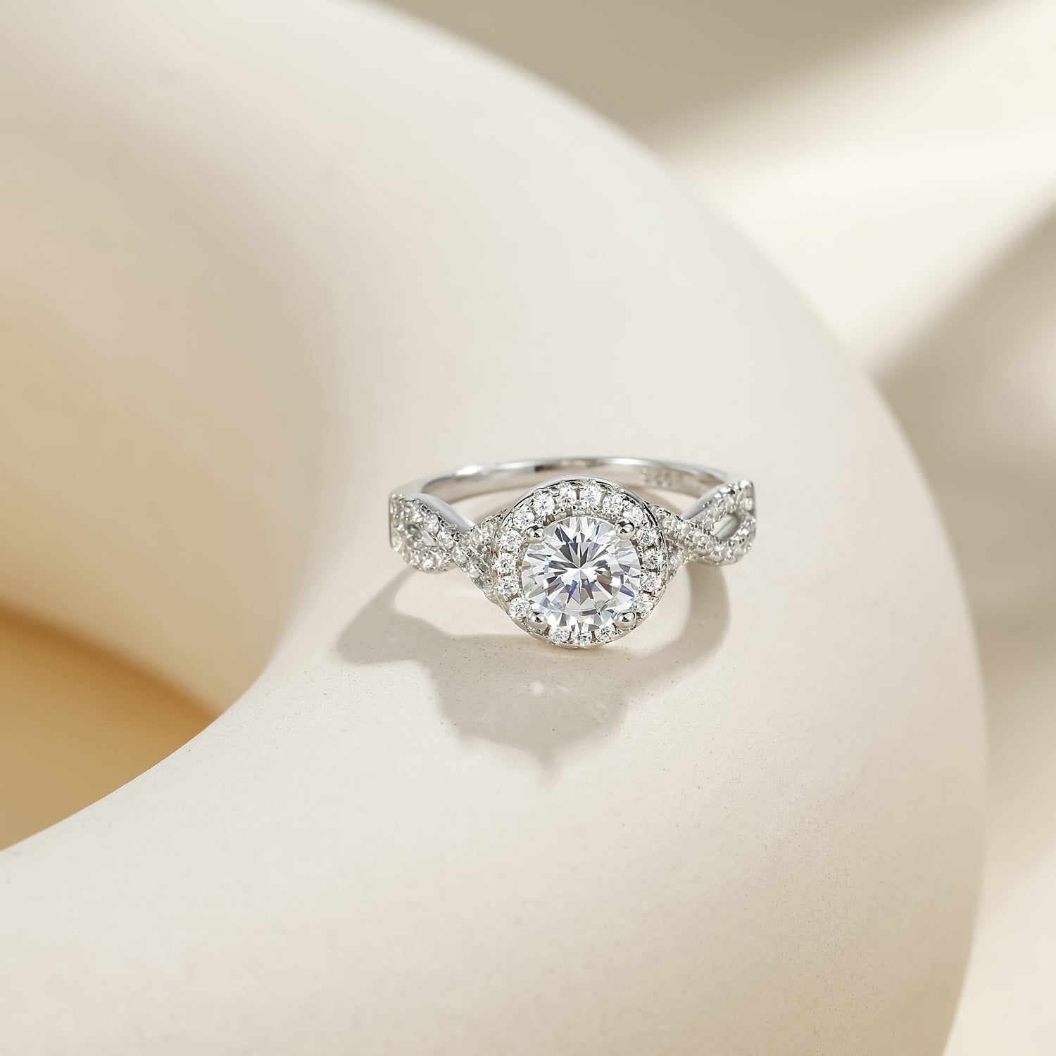 twisted rings for women, cubic zirconia rings, sterling silver fashion rings, halo ring for women, eamti stunning rings