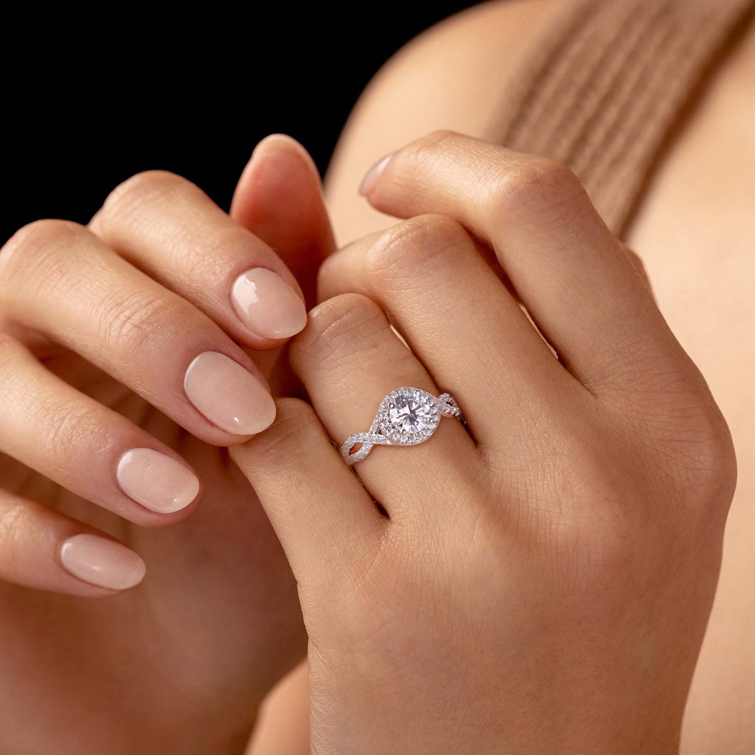 twisted rings for women, cubic zirconia rings, sterling silver fashion rings, halo ring for women, eamti stunning rings