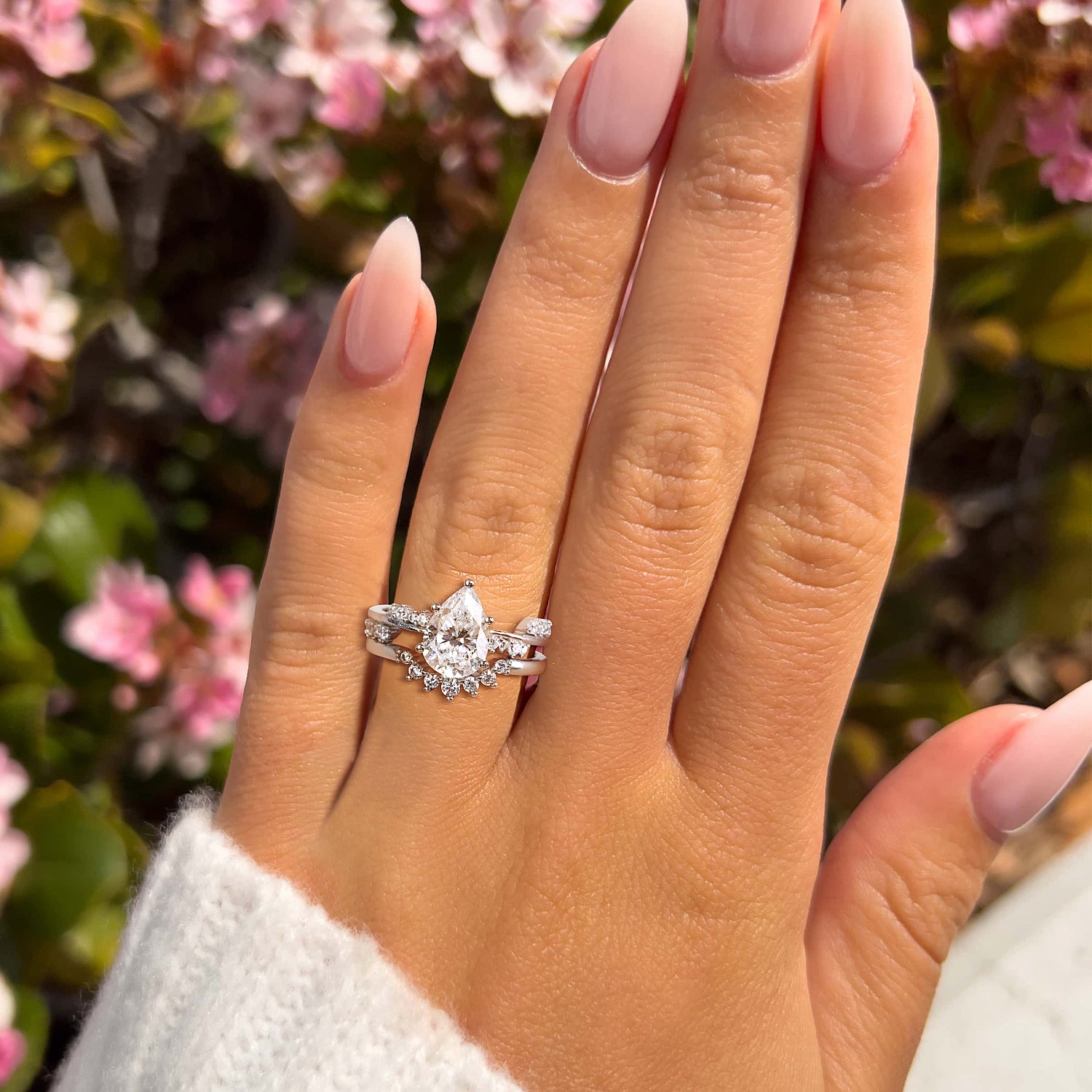 2CT Pear Shape Crown Bridal Ring Teardrop Set