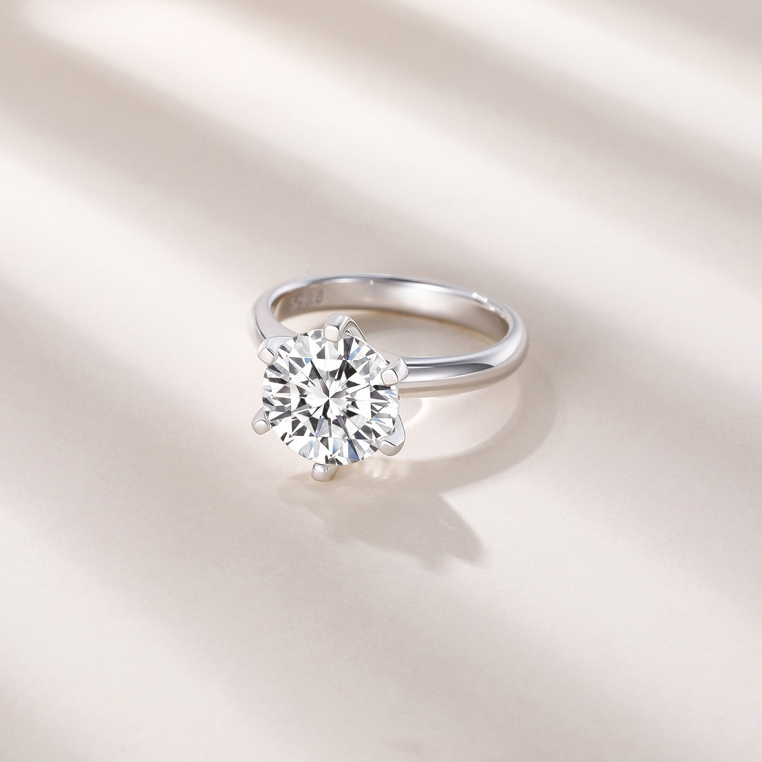 4CT Classic Round Cut Moissanite Engagement Ring