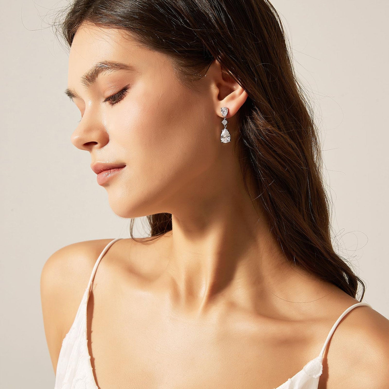 teardrop, bridal earrings, wedding earrings, oval cut, cz stones, statement earrings