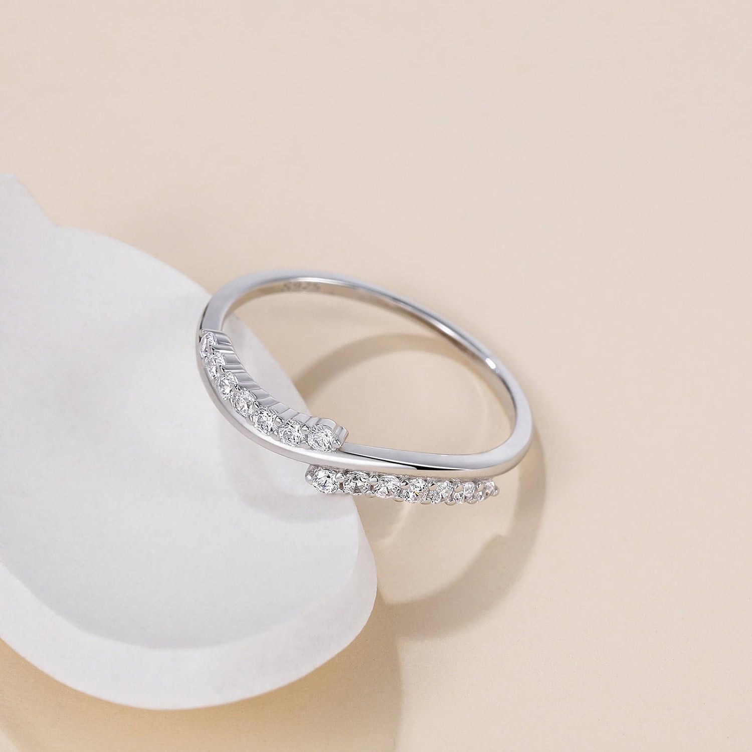 wave ring, classic gemstone rings, sterling silver rings, s925 band ring for women, stackable ring, cz ring