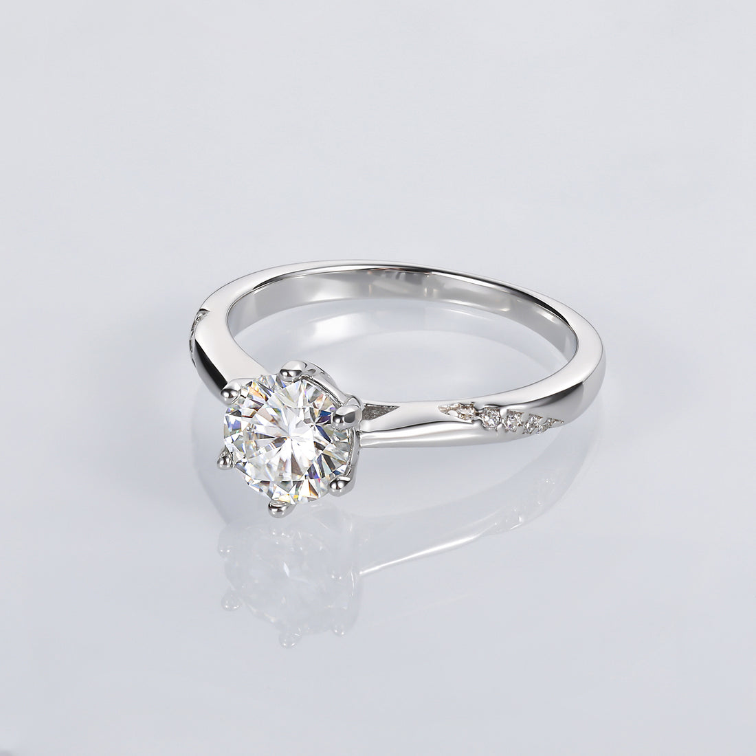 1CT Round Cut Moissanite With Stone Set Shoulders