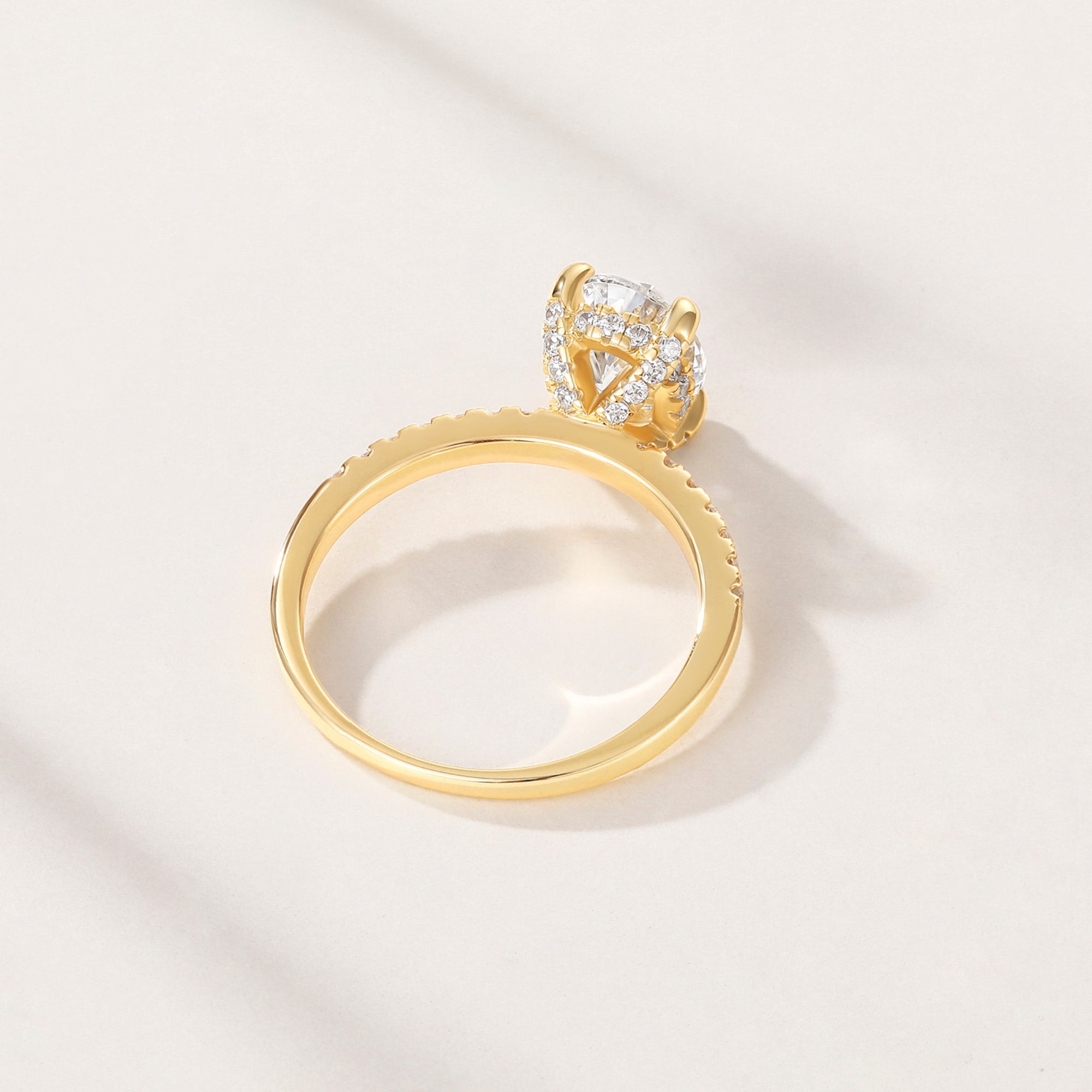 oval engagement rings, cubic zirconia wedding rings, oval zirconia ring, cubic zirconia oval ring, cubic zirconia engagement rings, cubic zirconia wedding rings, engagement rings for women, cz engagement rings, cubic zirconia rings, travel ring