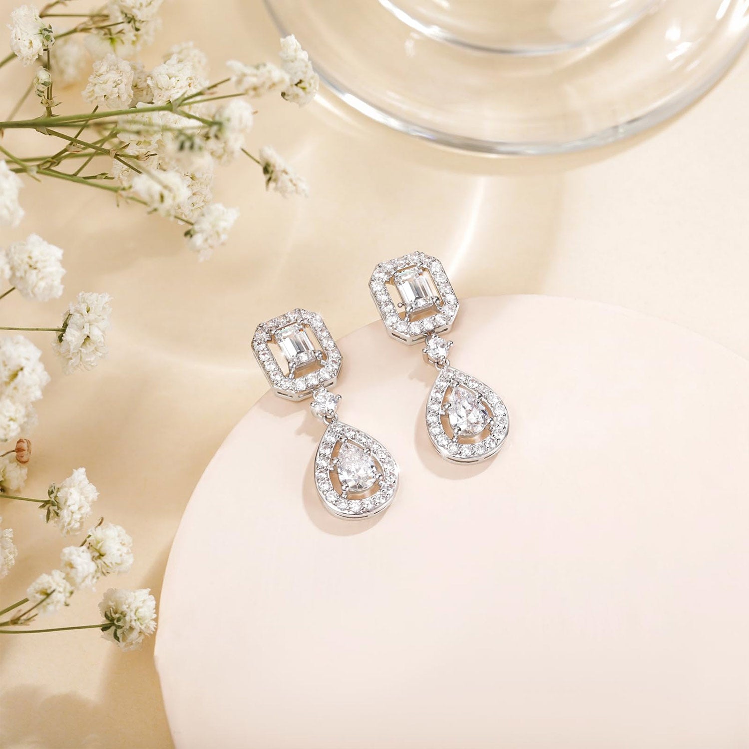 teardrop, emerald cut, bridal earrings, drop earrings, prom earrings