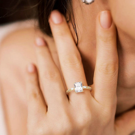 stunning wedding rings; women's rings; Eamti;