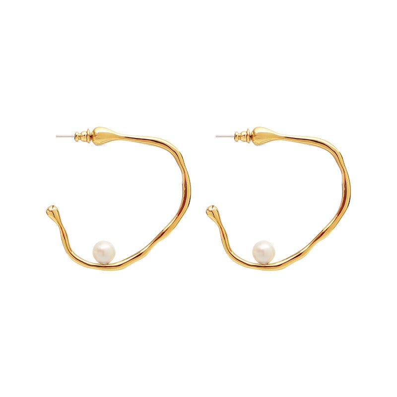 Irregular Semi-curved Pearl Set Earrings