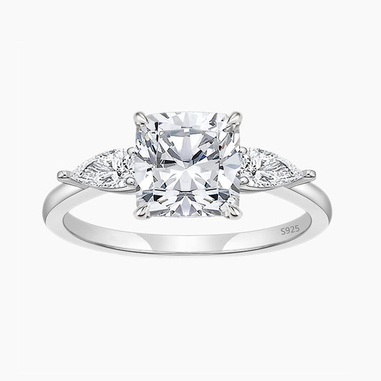 3 stone oval rings; cubic zirconia wedding rings; Eamti;