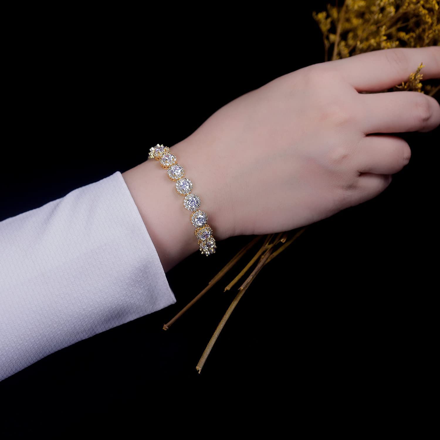 round cubic zirconia; yellow gold plated bracelet; Eamti;