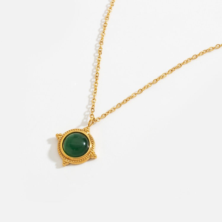 Vintage French emerald agate pendant necklace