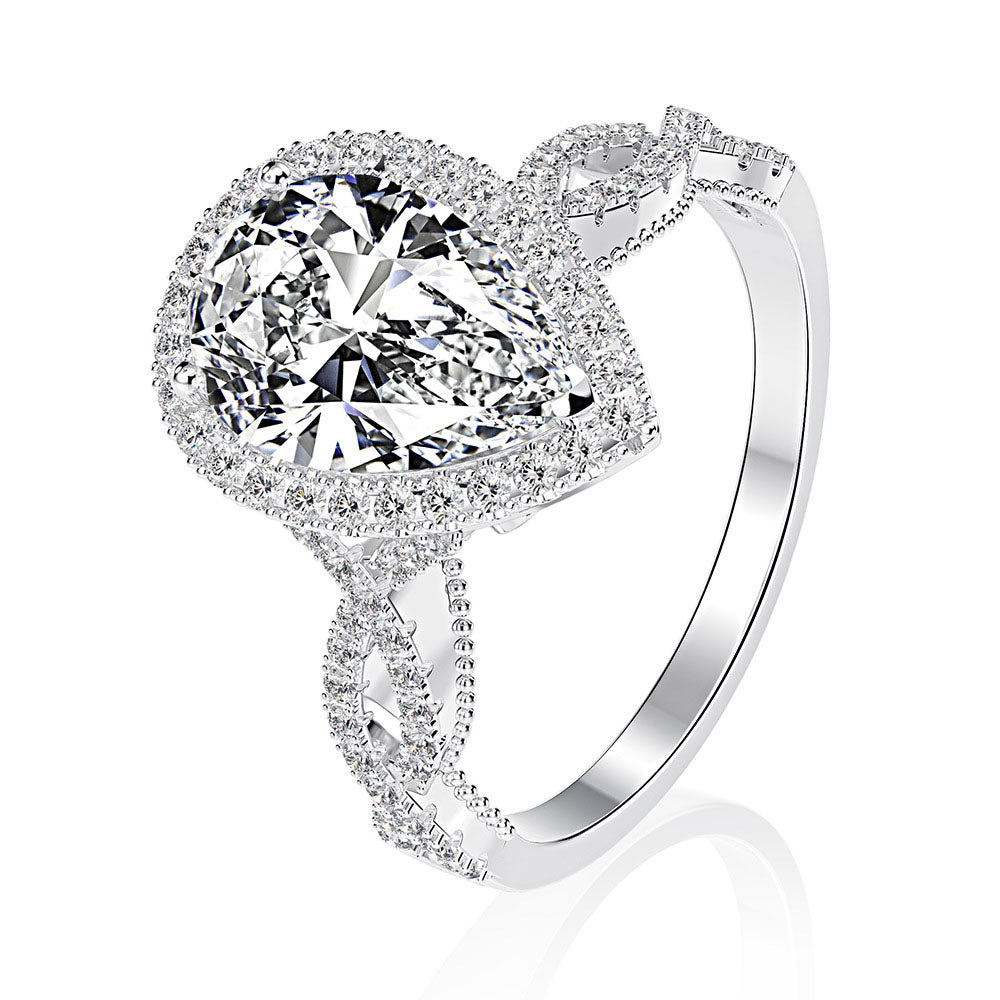 stunning wedding rings; vintage engagement rings; Eamti; teardrop ring; teardrop engagement ring; teardrop emerald ring ; teardrop wedding ring;
